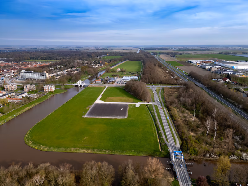 Emmeloord mega vlooienmarkt en kofferbakverkoop