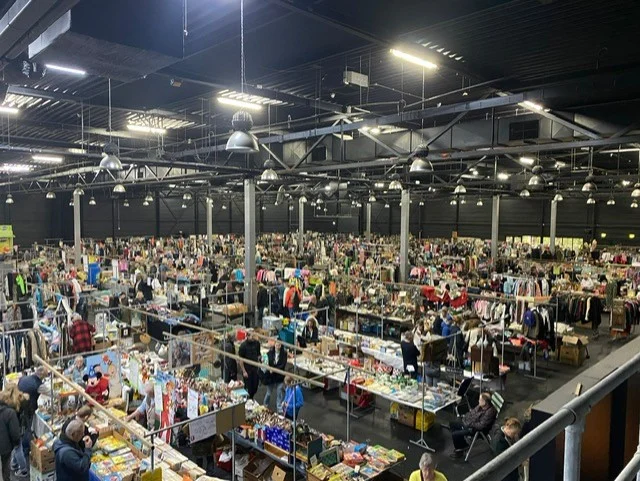 Zaandam mega snuffelmarkt